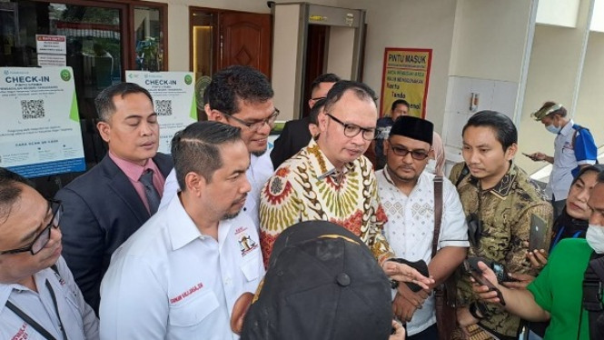 holywings-tidak-hadir-dalam-sidang-perdana-gugatan-perdata-kuasa-hukum-penggugat-apakah-mereka-takut--